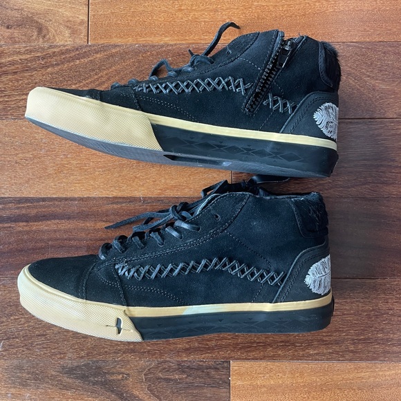 Vans Taka Hayashi Sneakers - Picture 7 of 8